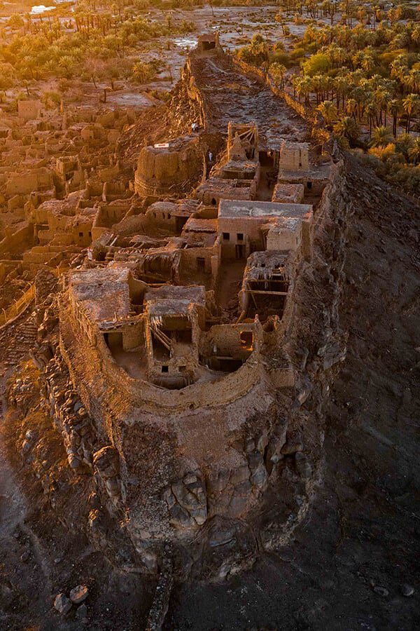 These are the ruins of Khaybar, Saudi Arabia. This was a Jewish town which the false prophet Mohammad and his army invaded, destroyed and slaughtered. When jihadists today chant 'Khaybar Khaybar Ya Yahud', it's in reference to this genocidal event, and a wish to repeat it.