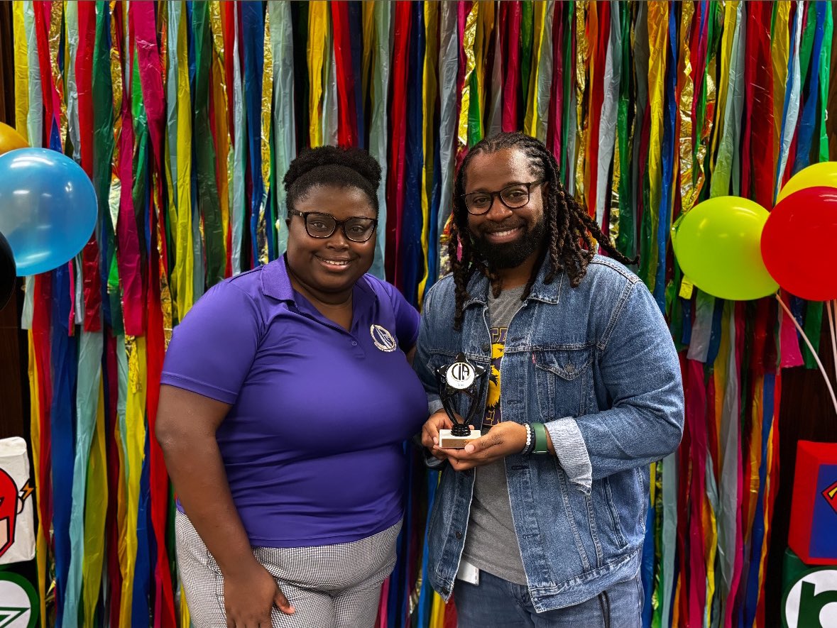 Highest Sales goes to @Outley_CIA for Market Day! Amazing job done by the students and a big thank you to all of our customers! @OutleyE @AliefISD_CIA @Mrs_Reed_Kinder