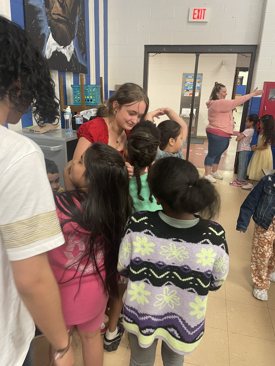 BCHS WORLDLANG tweet media