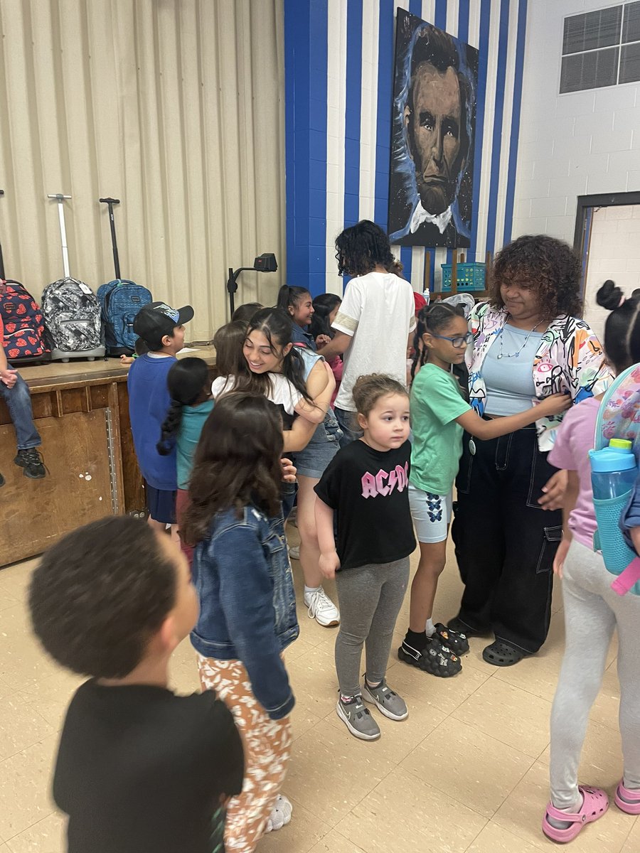 BCHS WORLDLANG tweet media