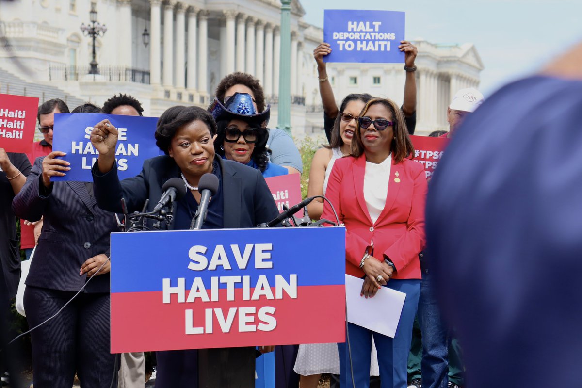 Yesterday in collaboration with the office of @RepPressley the Haitian Bridge Alliance organized a congressional press conference in our nation’s capitol. We called on this administration to URGENTLY…