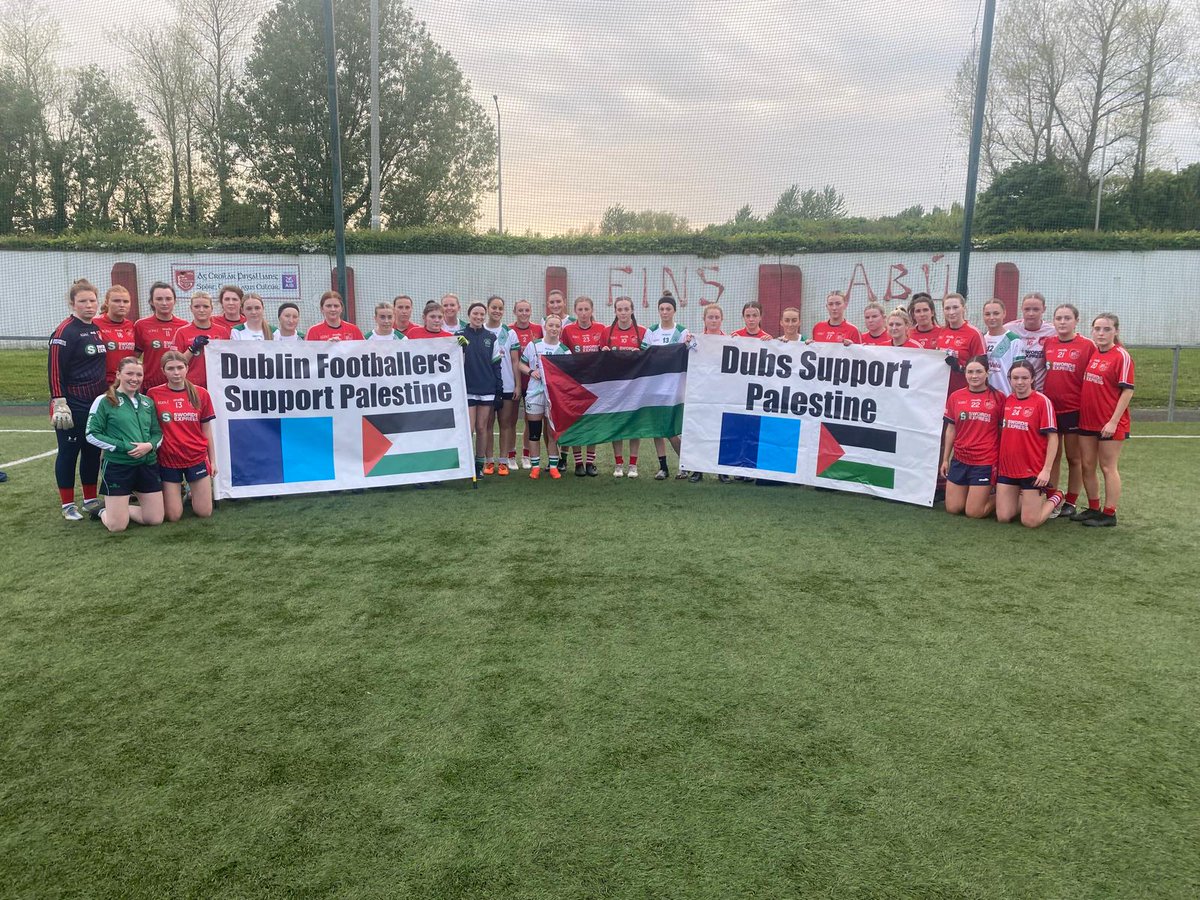Fingallian's and O'Dwyer's ladies football teams joined forces this week in Dublin, and stood together in solidarity with Palestine. Ceasefire Now. Free Palestine. @dublinladiesg