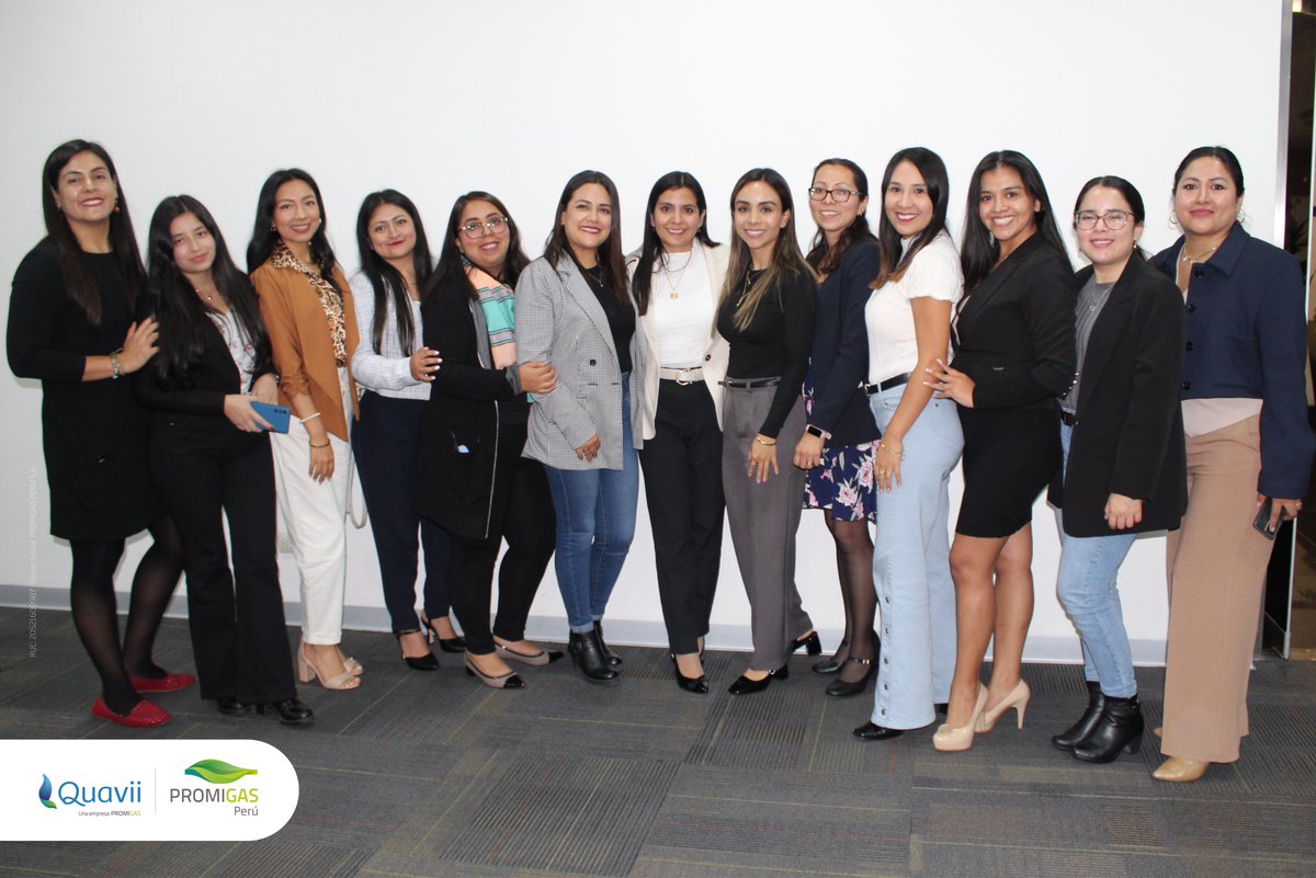 ¡La energía de las mujeres está en acción! 💃🔋

Esta semana, en Promigas Perú, celebramos junto a 13 talentosas integrantes de nuestro #TalentoPromigasPerú por iniciar su participación en el Sexto Programa de Mentorías de #WomenInEnergy - SPE Sección Lima. 

Este es un paso más