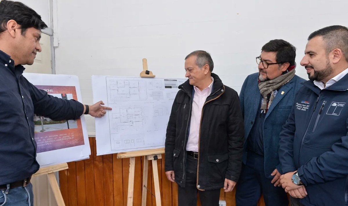 Hace frío, ¿cierto? 🥶

Bueno, queremos prender la tarde con buenas noticias para Coronel porque durante esta jornada firmamos el acta de compromiso y dimos a conocer a la comunidad el nuevo proyecto de EcoMercado Solidario de la comuna 🎉🤩

Seguimos 🌳🌟