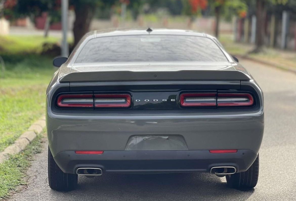 FOREIGN USED DODGE CHALLENGER 2018 MODEL WITH ORIGINAL DUTY NOW AVAILABLE AT #DaggashAutos

📞09078783000