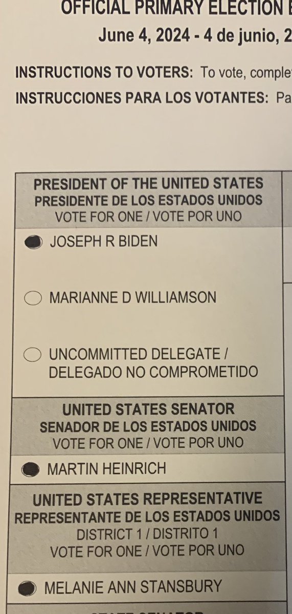 #EarlyVoting #NM #BernCo #ABQ 
Thrilled to vote early for @POTUS and #Democrats in the NM primary 
#VoteBlue 🇺🇸 
Democracy. Decency. Delivery.