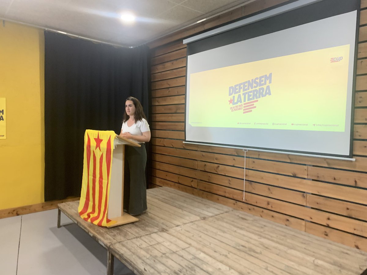 🟡 Darrer acte de campanya al Vallès Oriental i al Baix Montseny. Amb Txus Carrasco i <a href="/MarAmpurdanes/">Mar Ampurdanès</a>, que han repassat perquè és imprescindible una <a href="/cupnacional/">CUP Països Catalans</a> forta al Parlament.
#DefensemLaTerra
Qüestiona'ls de dalt a baix: #VotaCUP