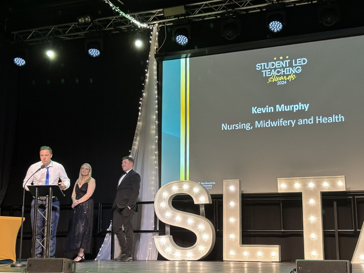 Massive congratulations to @KevinMur10 for his award as most outstanding member of staff from the school of health and life sciences @NorthumbriaUni @NUNursMWHealth. Very well deserved bud 👏👏👏#STLA @NorthumbriaSU