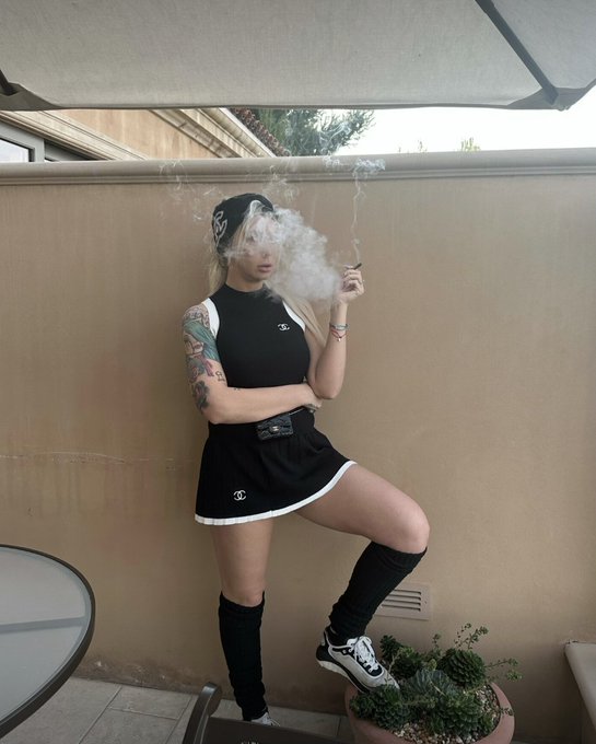 tell me, do you like high sex? ?? https://t.co/G9BOE0cvxY