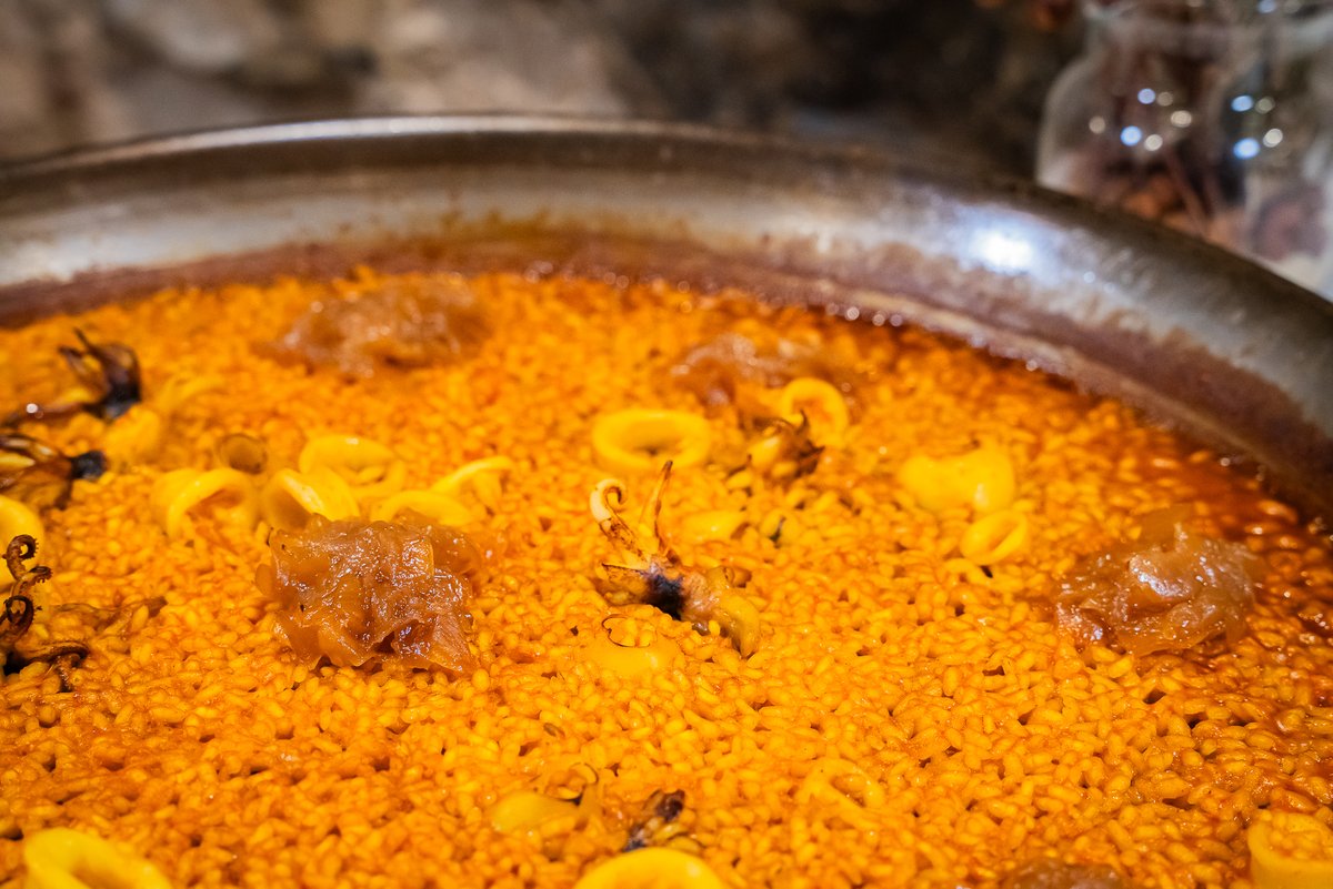 DestapaMadrid's tweet photo. les apetece un buen arroz?? Te esperamos en la Arroceria D`stapa Madrid.🤤 https://t.co/X7Igyt7B7v