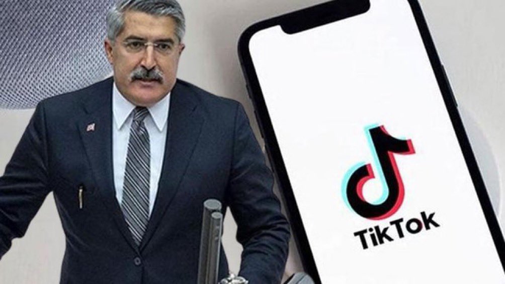 Tiktok, Türkiye'de yasaklanabilir.

TBMM Dijital Mecralar Komisyonu Başkanı Hüseyin Yayman:

'Bu işin sonu Tiktok'u yasaklamaya kadar gidecek.'