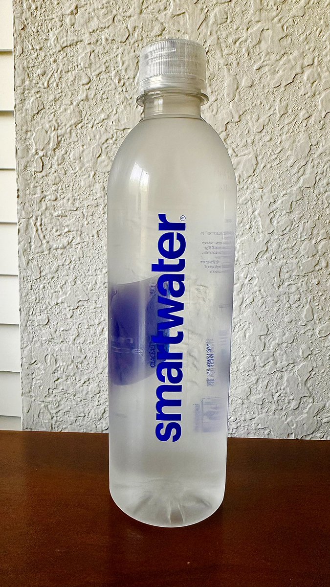 Smartwater is The Best water in America #Food #Foodporn #Foodie #Foodies #Foodlover #Culinary #Smart #Smartwater #water #drink #beverage #america #usa