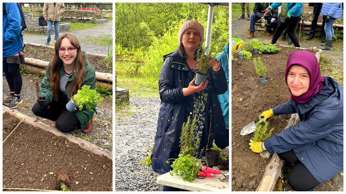 Throwback to representatives from the Galway City Women's Shed at a Sustainable Gardening event in Galway 🌱

#Galway #Gaillimh #GalwayCityWomensShed