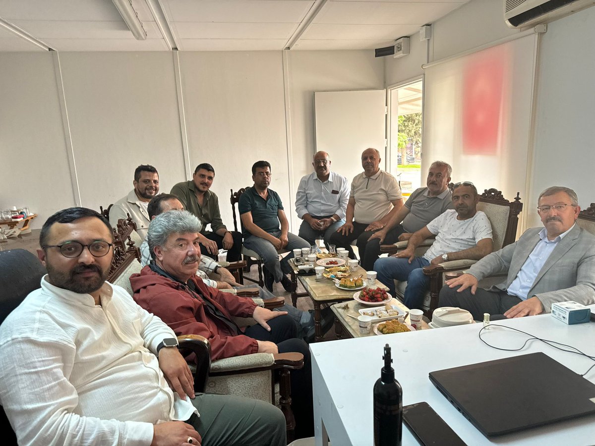 Ümre Ziyareti Yaparak Kutsal Topraklardan Gelen Tural Şahbazlı Kardeşimi Ziyaret Ettik.
Ziyaretimizde Kahramanmaraşımızın Değerli Basın Mensubları ile Sohbet Ettik.