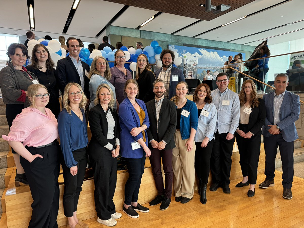 A great photo of our Offord Centre team! Thank you @HamHealthSci for an inspiring day of #research and innovation!🌟 #collaboration #event #symposium #HHSResearch #learning #education #hospital #team #community #childhealth #mentalhealth @machealthsci @MacPsychiatry