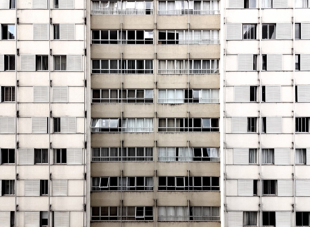 Vista da janela de um consultório médico, Curitiba. 9 de maio de 2024.