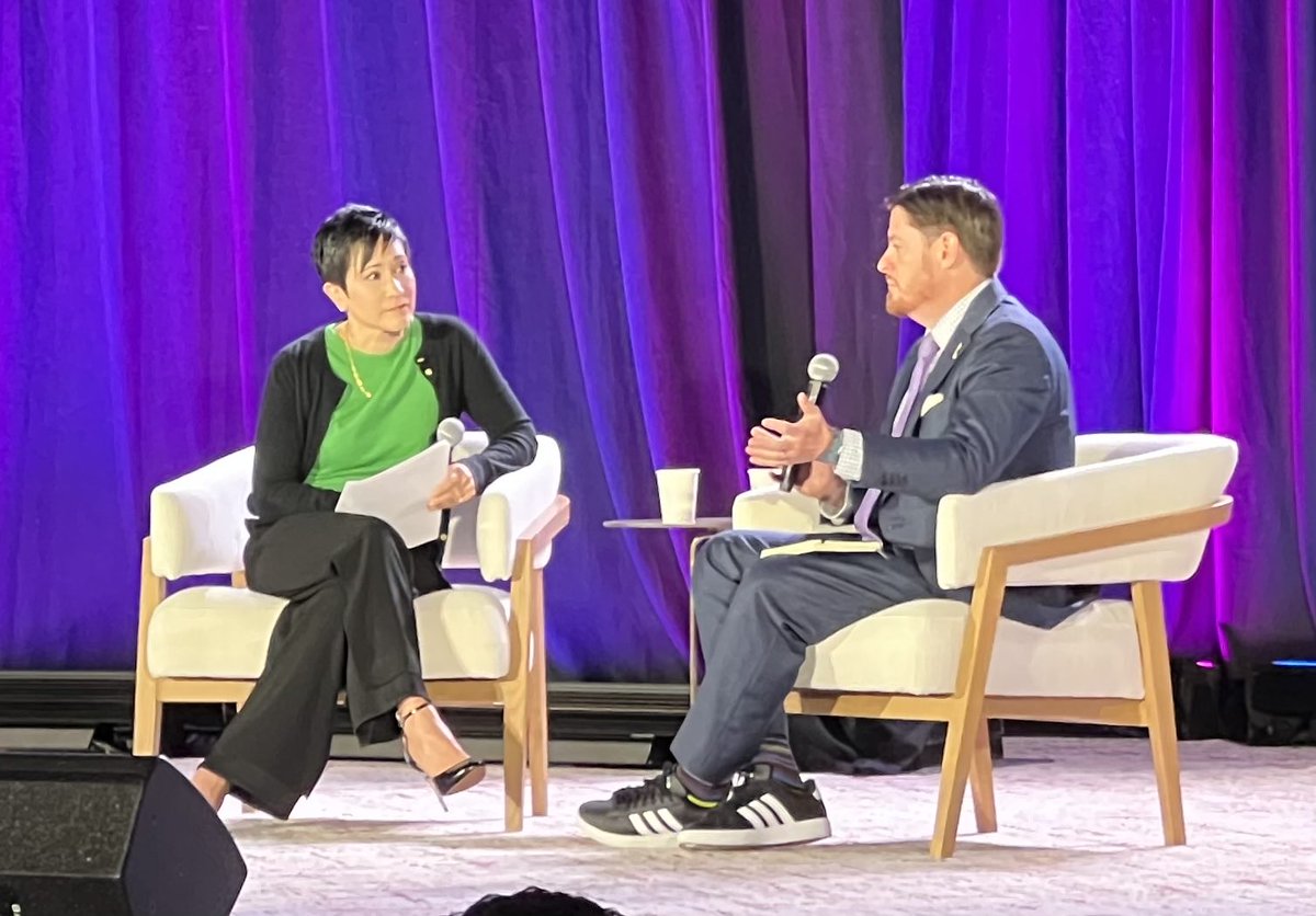 jasonhartke's tweet image. A top highlight of #WELLConference: two friends, former colleagues and  major champions for better buildings - @Rachel_Hodgdon⁩ and Brendan Owens of DOD - discuss how military buildings (all 500k-plus of them) can enhance the health &amp;amp; wellbeing of our military service members.