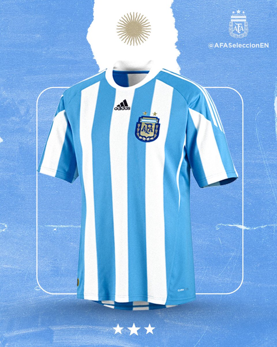 Who's the first player you think of when you see this shirt? 🤔 #ArgentinaNT