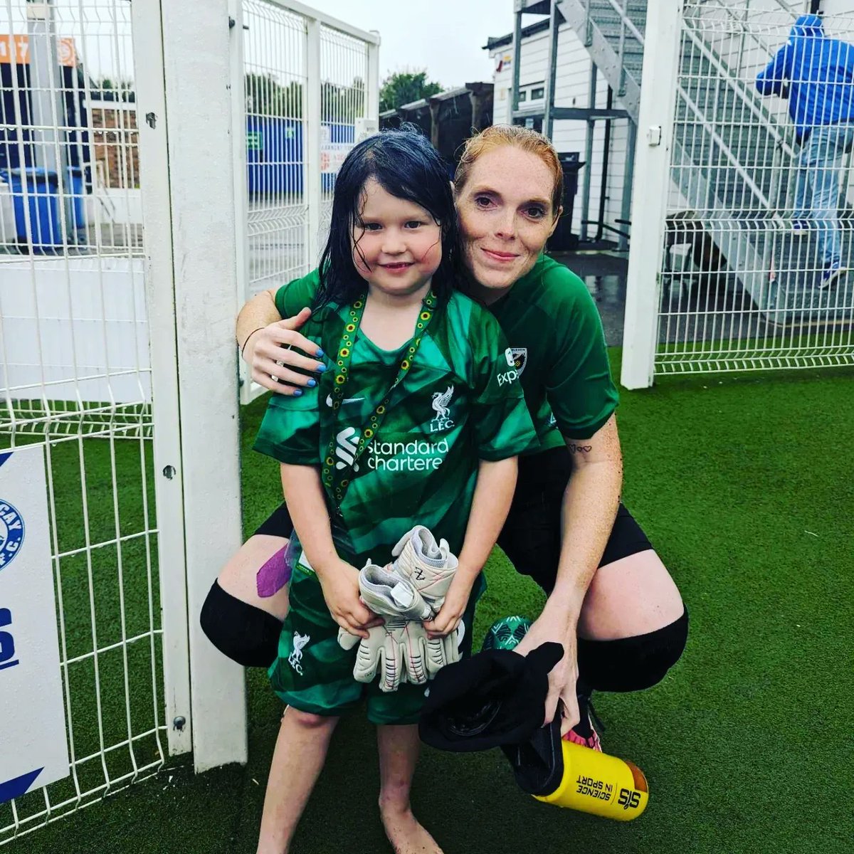 Crazy. Edith met the goalkeepers of Exeter, Portsmouth, Wimbledon and Hashtag. All went on to either win promotion or win a cup. She might be good luck. @flbakes @ExeterCityWFC @PompeyWomen @afcw_women @hashtagutdwomen