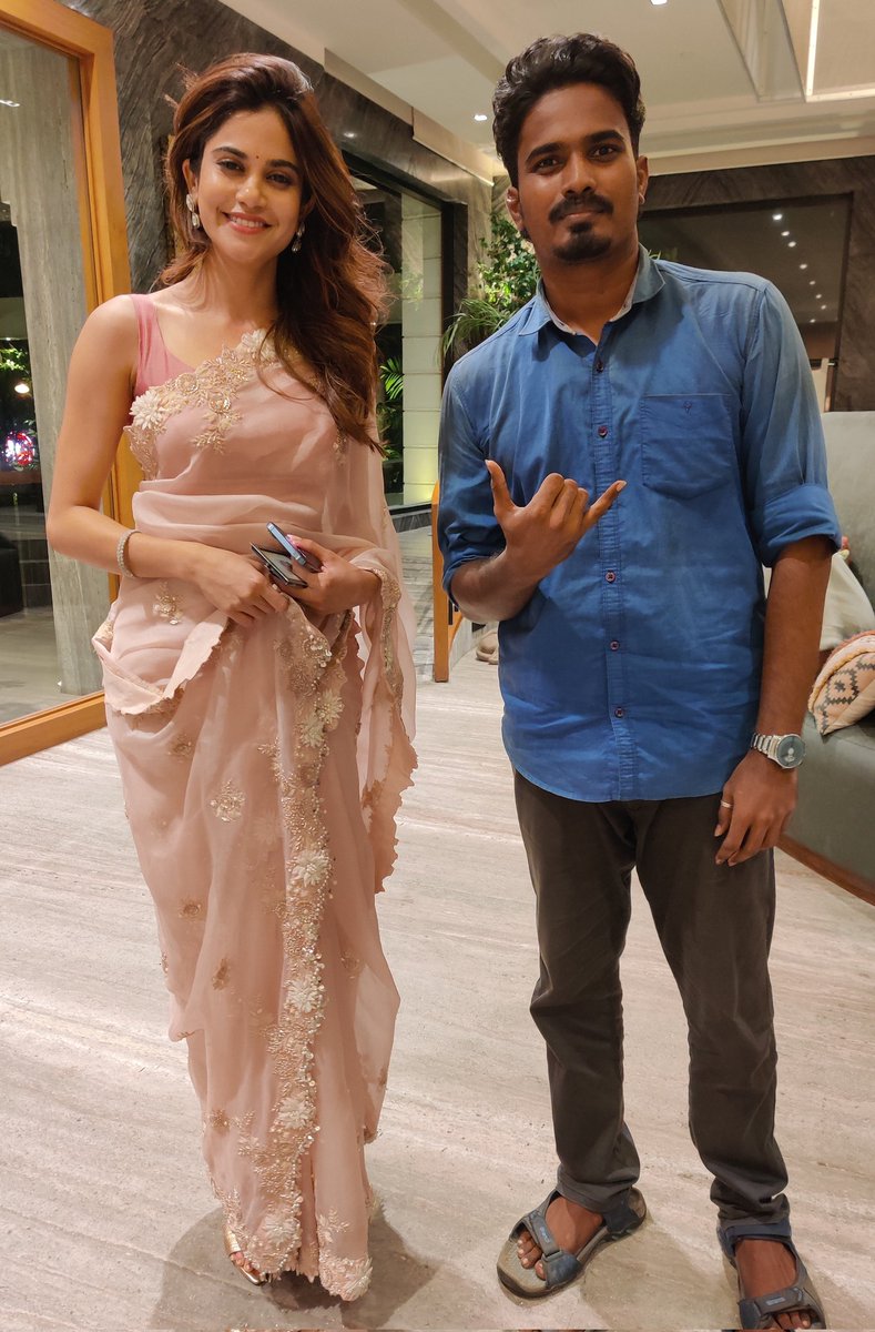 Shridhar_thala_'s tweet photo. #Kavin 🔥 Anna 💝
@Kavin_m_0431 💝
Such a humble person 💓
Love you so much 🤩 Na ❤️ 
@Aaditiofficial 🤩🤩🤩
#STAR ❤️
#StarMovie 🤩🤩🤩
#KavinFans 
#KavinArmy https://t.co/4EHwETAvC0