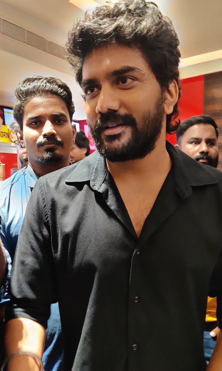 Shridhar_thala_'s tweet photo. #Kavin 🔥 Anna 💝
@Kavin_m_0431 💝
Such a humble person 💓
Love you so much 🤩 Na ❤️ 
@Aaditiofficial 🤩🤩🤩
#STAR ❤️
#StarMovie 🤩🤩🤩
#KavinFans 
#KavinArmy https://t.co/4EHwETAvC0