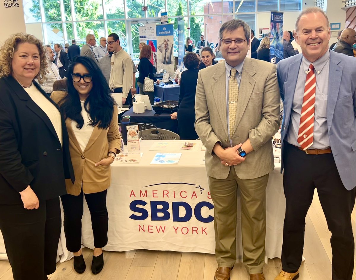 SBDC #BusinessAdvisors Ree Wackett & Bob Harrison attended the 16th annual #StrictlyBusiness event.

Pictured w/ Ree & Bob are Elizabeth Malafi, @MillerCtr Coordinator, & Sal DiVincenzo, @MiddleCountryPL Coordinator of Digital Services.

Learn more here: strictlybusinesstradeshow.com