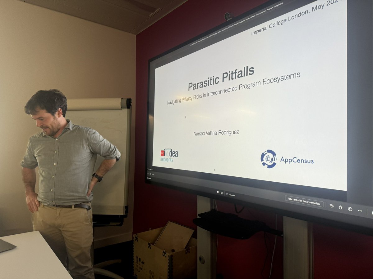 Excellent to have @narseo today visiting us @ImperialX_AI @Imperial_NetSys talking about all his excellent works on privacy in mobile and IoT ecosystems