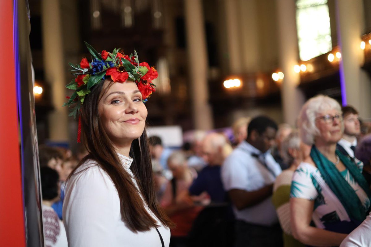 Thank you for making the #EuropeDay Festival in London a resounding success! ✨We were thrilled to see a full house of guests enjoying the fantastic performances, games, and European delicacies. 1/2