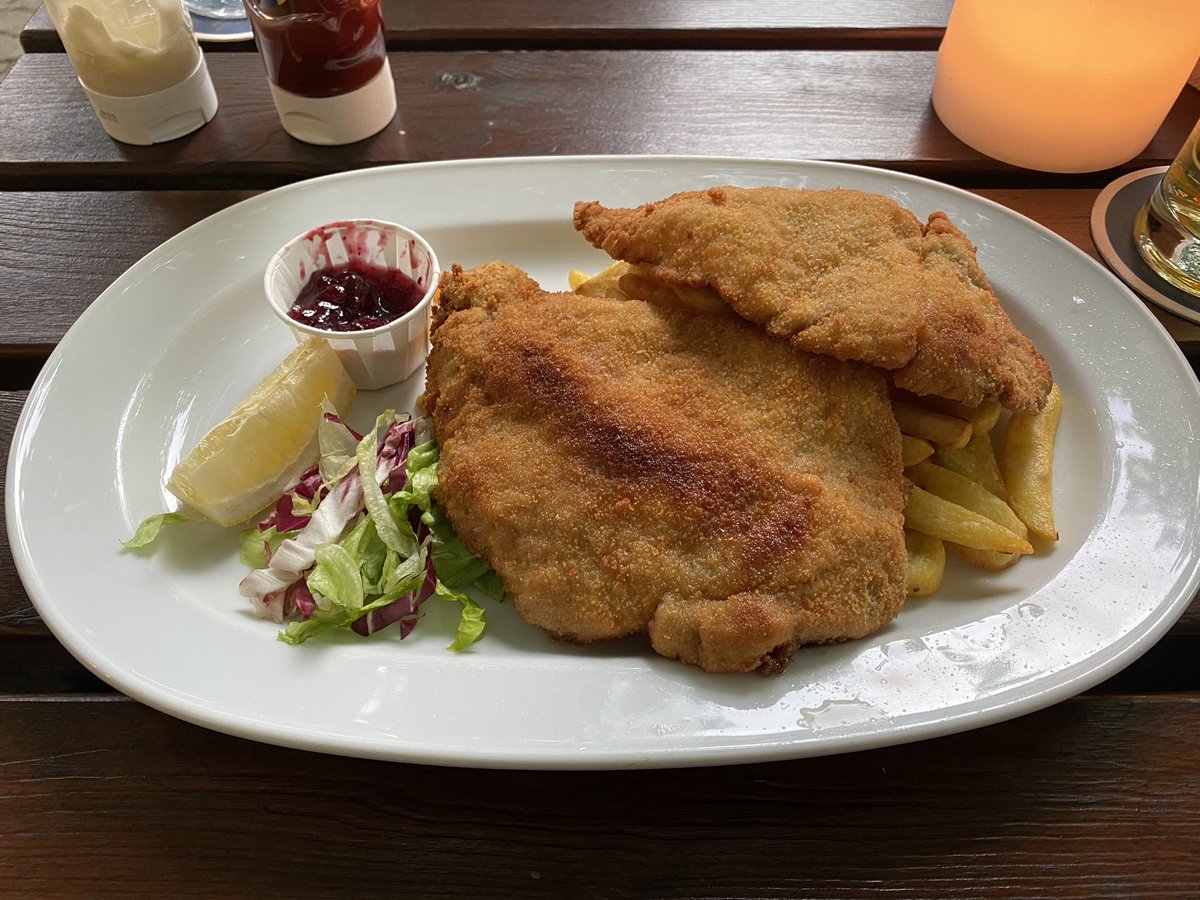 Vodkalashnikov 🍸🔫 (@vo2kalashnikov) on Twitter photo Rate this schnitzel ? Rate this schnitzel ?