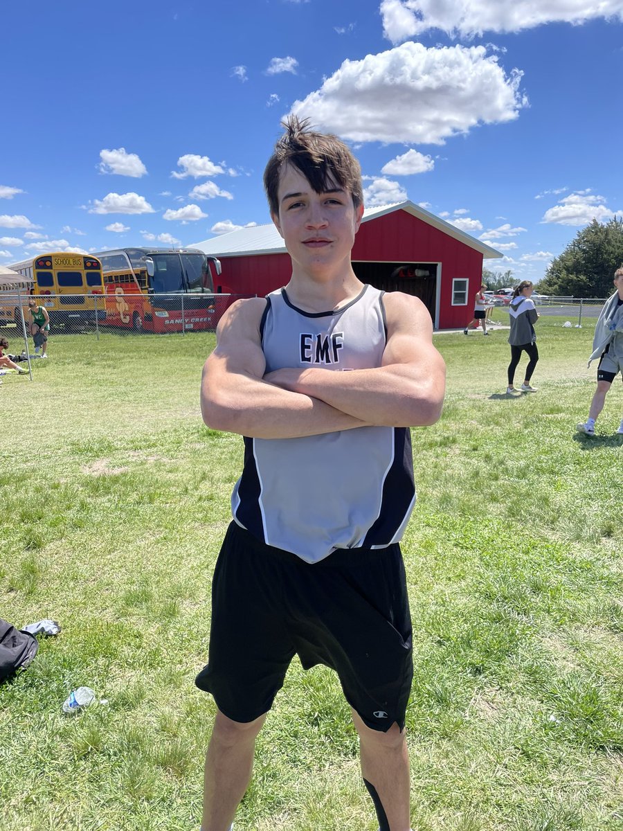 Hunter pole vaulted a personal best 12’ 6” to secure first place and his first trip to Burke Stadium! #emfbobcats