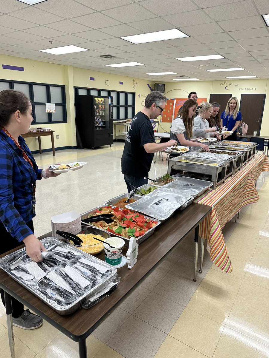 Let’s “Taco Bout” Our Awesome Teachers 🌮 Thank you to amazing PTO for the catered lunch today!! #TeacherAppreciationWeek @kella_price @WillisSchools