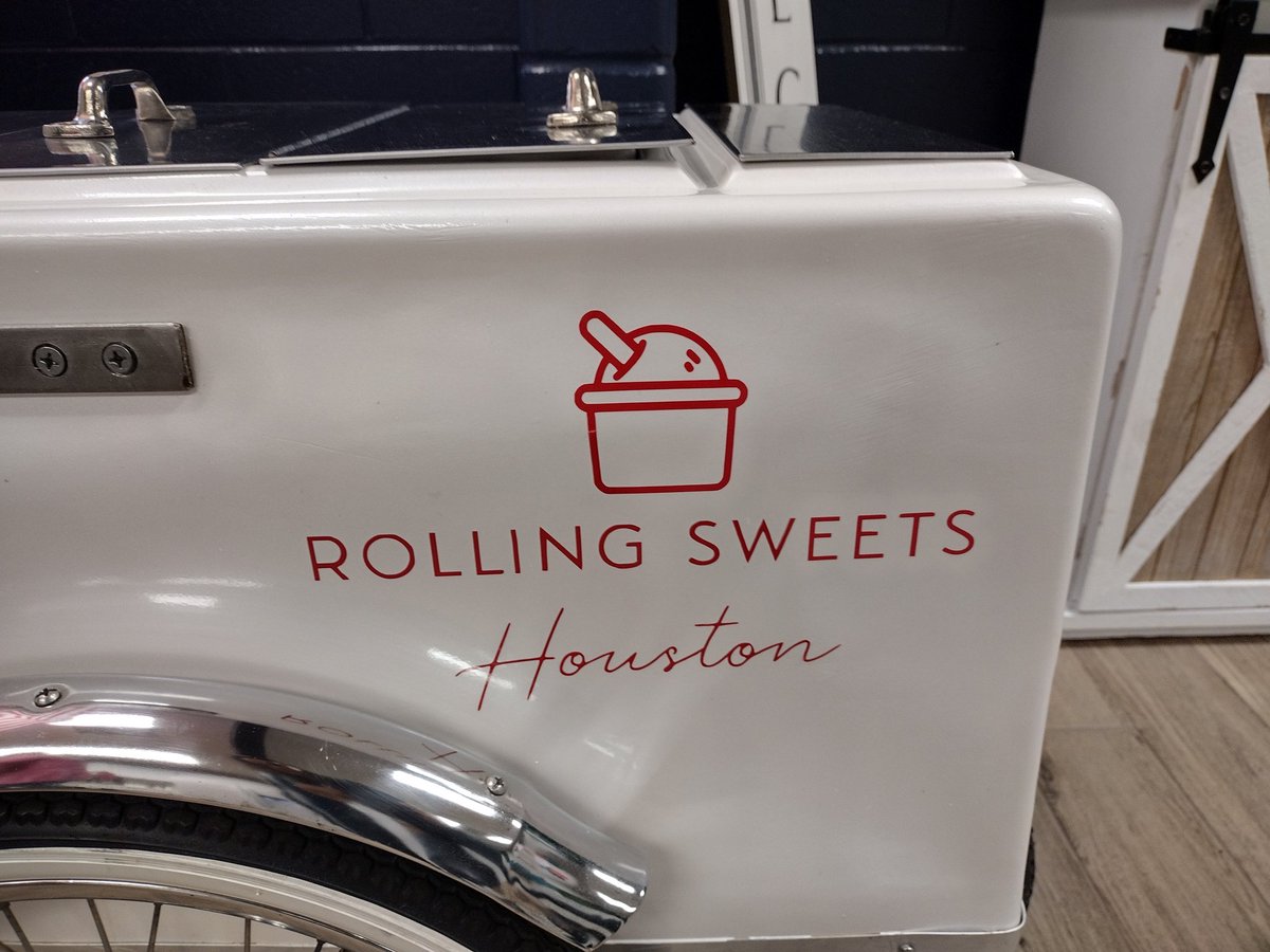5thGarcia's tweet photo. Thank you Hidden Hollow Elementary PTA! We have enjoyed the wonderful treats all week!😋😊💕
@HumbleISD_HHE @hheptakingwood https://t.co/tT6QPIFCLB