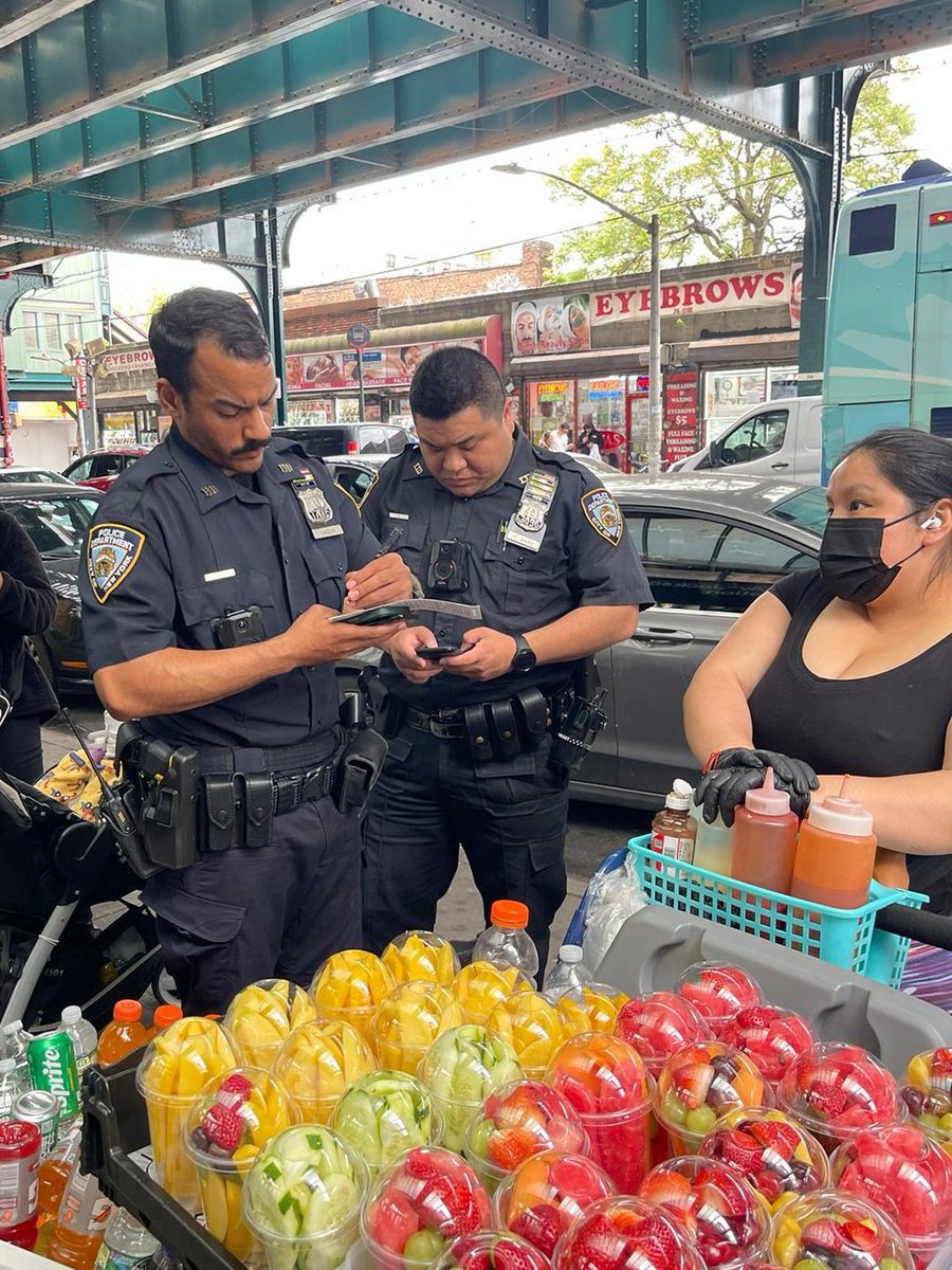 And they wonder why NYC's poverty rates just keep increasing That's a $1,000 ticket. For selling fresh cut fruit. That costs $5/cup. She needs access to business licensing, not a summons from the #NYPD. Street vending is not a crime! We need #StreetVendorReform now