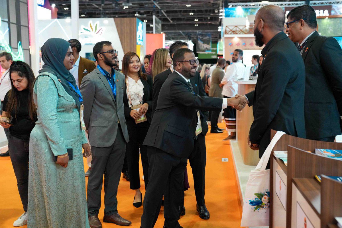 Ambassador @mundhu_maldives attended the Maldives Stall at the Arabian Travel Market 2024 and conducted additional meetings with stakeholders on the sidelines. #ATM2024

@mmprc_corporate
 @visitmaldives 
@MoTmv
@mmprc_md