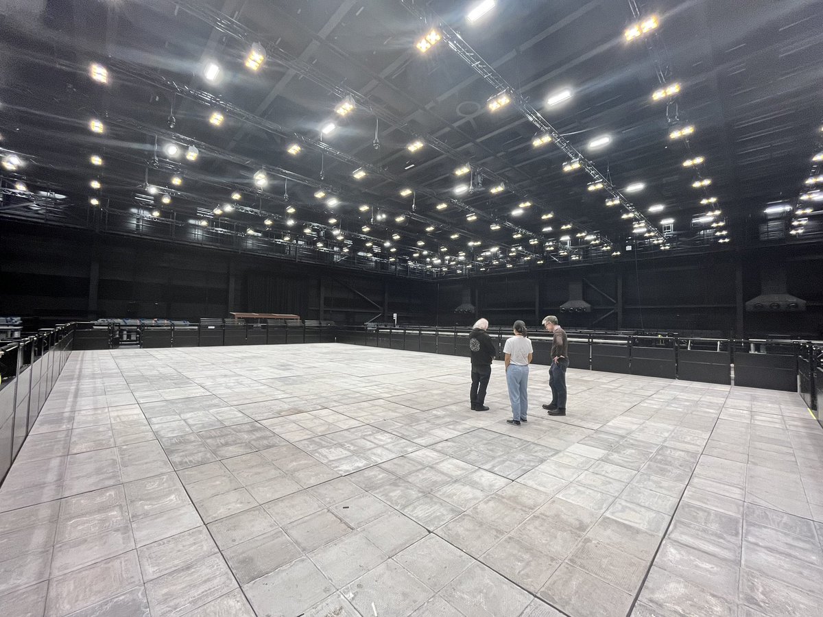 George Waddell (@drgeorgewaddell) on Twitter photo Visited the incredible <a href="/PearlPlace_/">PEARLplace</a> and @NickTyler4 today with @AdlingtonRCM. Still reeling from the sheer scale and potential of the massive simulation space to explore the places where we perform. Visited the incredible <a href="/PearlPlace_/">PEARLplace</a> and @NickTyler4 today with @AdlingtonRCM. Still reeling from the sheer scale and potential of the massive simulation space to explore the places where we perform.