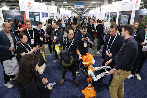 Ready to showcase your innovation to the world? Apply now to exhibit at Eureka Park at CES 2025! It’s the ultimate startup arena where new ideas meet funding opportunities and industry giants. Don’t miss your chance to launch the next big thing! ces.tech/exhibitor/exhi…