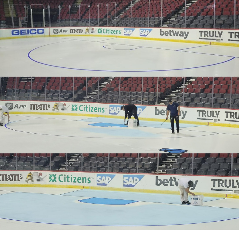 JetIceHockey's tweet image. @3IceHockey is a month away from action! 🏒

Starting in June they will be travelling across the U.S. using #jetice products to set up their own unique game markings at each destination along the way! 

#webringicetolife #icetech