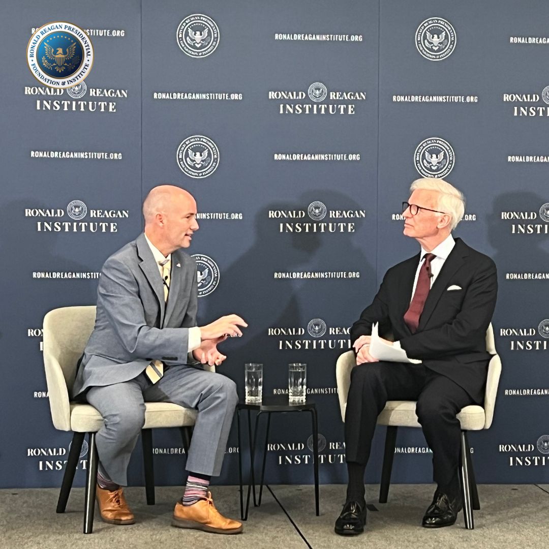 During the Reagan Foundation’s Center on Civility & Democracy event with @GovCox, he explained that it’s okay to disagree without hating each other. “It’s incumbent on every one of us to become bridge builders. We need more civility and kindness in this country.” #DisagreeBetter…