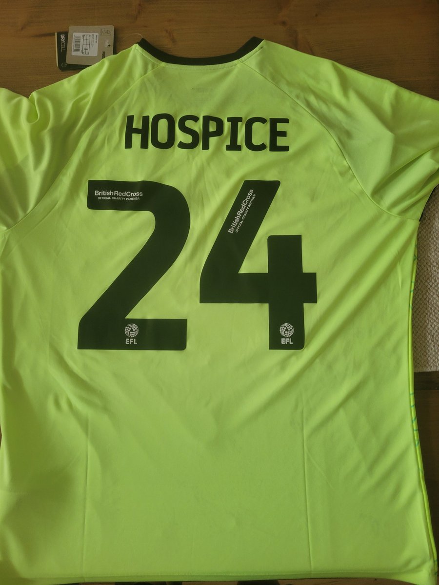 Buzzing to get the squad signed limited edition training top back. I had 'Hospice 24' printed on the back too as this will be in the auction at the Legends Night in June ❤️ @RotherHosp