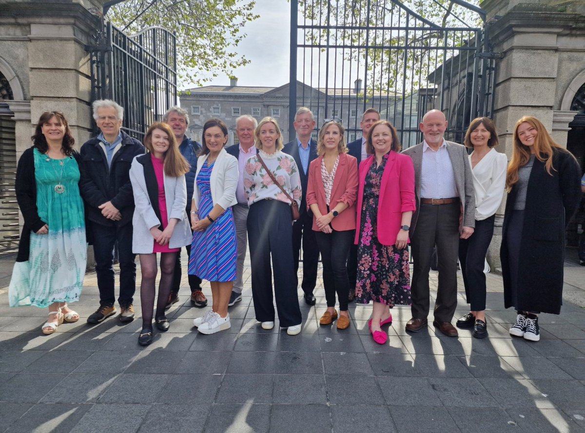 Niamhburke99's tweet photo. Fantastic cross-party support at Leinster House today as we marked 30 years of @alzheimersocirl #TeaDay30 🙌 Many engaging conversations were had over a cup of ☕️ Thanks to Senator @Fiona_Kildare for the kind invitation.
Another great day working with the best 💜 #TeamASI https://t.co/pTErK7JEhD