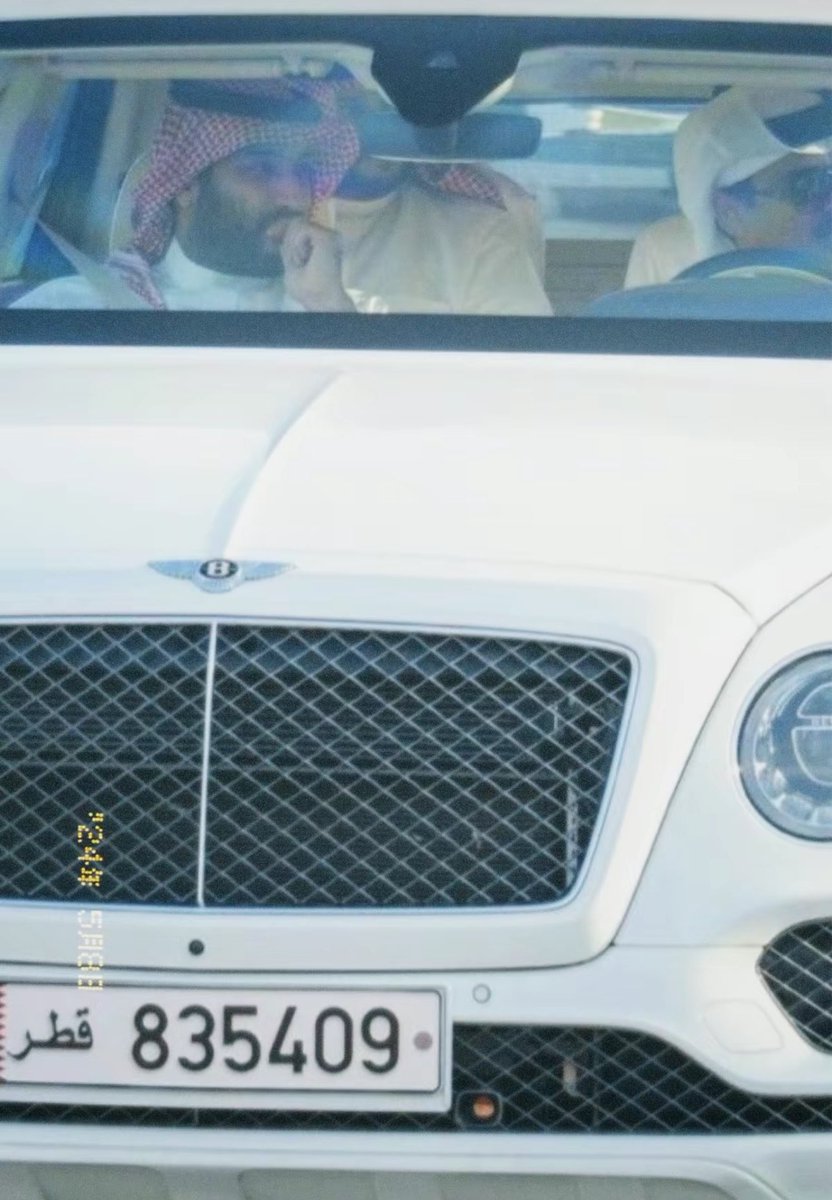 صور ولي العهد محمد بن سلمان في سيارة بنتلي بينتايجا تصل قيمتها مليون﷼🇸🇦🤍🤍