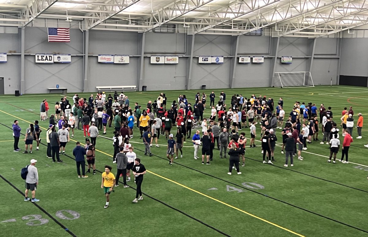 Great turnout at our Midwest Spring College Showcase today. Shoutout to all the athletes who came out early this morning & put in work‼️ Special thanks to all the college coaches & media for attending as well 🤝 @Legacy_Recruit @PrepRedzoneMI #legacy #jointhemovement