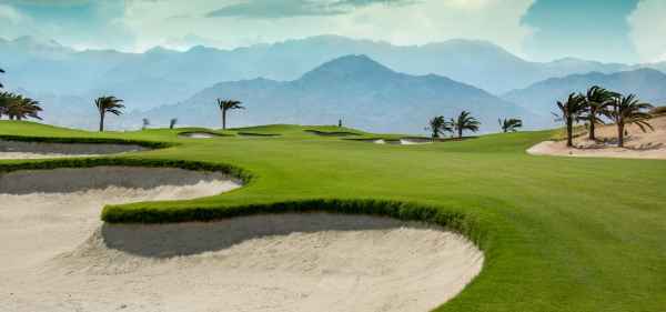 Wonders of the World: A Luxury Golf Tour by Private Jet - inspires.to/experiences/wo… Experience the pinnacle of luxury aboard the brand new Airbus A321, with 52 flatbed seats, on an adventure of a lifetime to the most sought after golf courses in the world. #golf #golfing #golfer