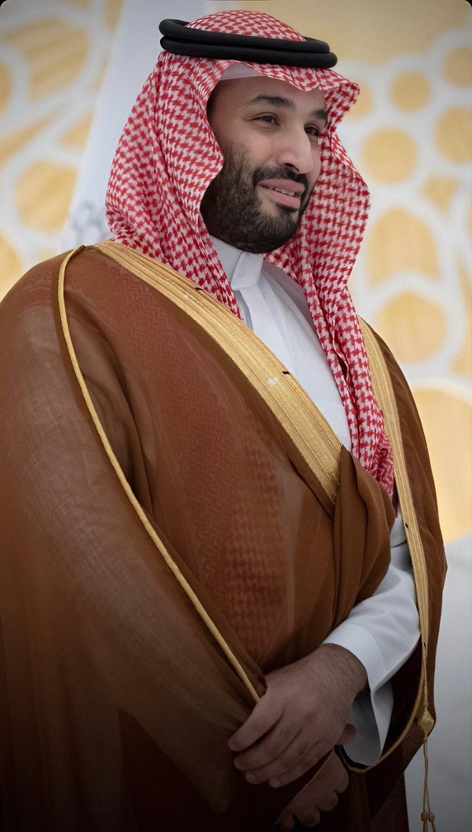 رئيس الحكومة الباكستانية 'شهباز شريف' مخاطبًا العالم: انظروا ماذا فعل #ولي_العهد الأمير #محمد_بن_سلمان.. لقد حوّل السعودية إلى نموذج يحتذى به على مستوى العالم.