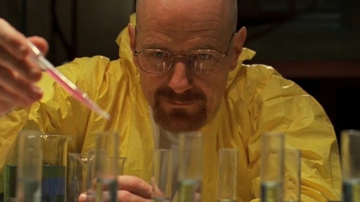I dare you to Show me a better series than Breaking Bad. I'll wait!