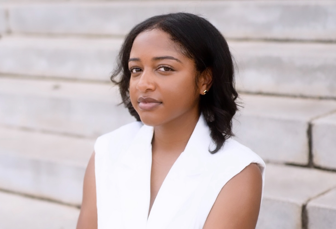 #LawyerLeader, Carman Thornton, will be working as a judicial intern for the Honorable Judge Erika L. Green. She will be furthering her legal education and research in family law and will help contribute work to the Family Court this summer. Let's congratulate her! #SULC