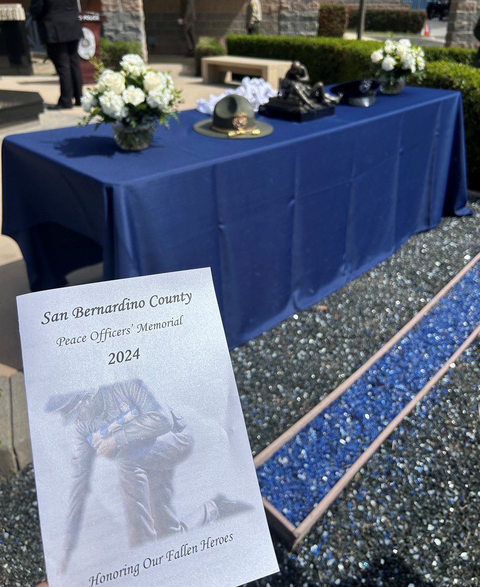 Thank you to the @UplandPD for putting together such a great Peace Officer Memorial Ceremony in honor of the fallen #peaceofficers who gave their lives in the line of duty. #UPD_ProudtoServe