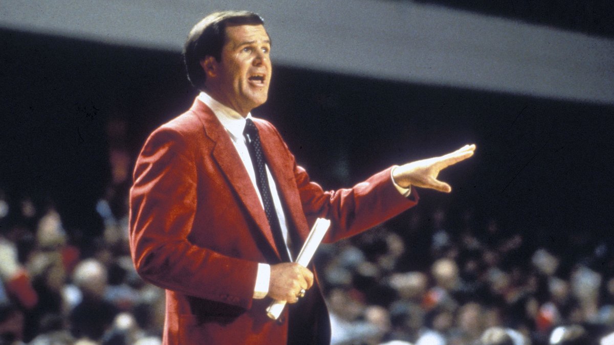 As we mark the anniversary of Coach Denny Crum's passing, honor his memory by contributing to the Denny Crum Scholarship Fund. Celebrate his life and legacy by preserving his spirit of generosity and excellence. securelb.imodules.com/s/1157/lg23/fo…