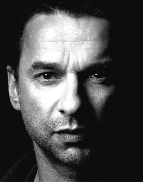 Happy birthday, Dave Gahan of the mighty @depechemode What a frontman. What a voice. One of the true greats 🎤🖤 #DaveGahan #DepecheMode