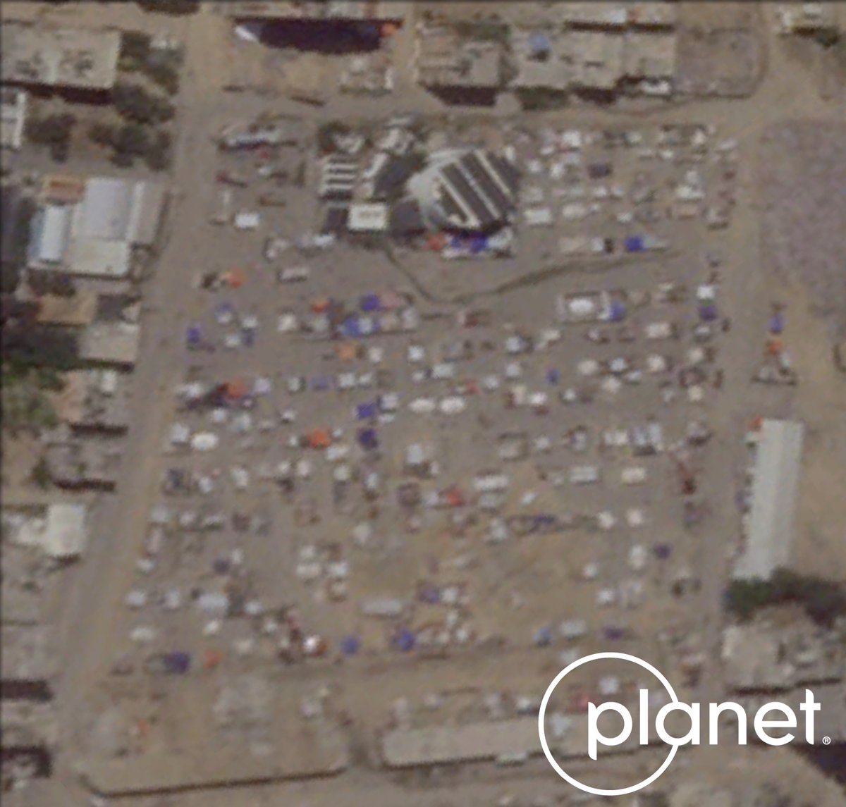 Images from the ground and Planet's satellites show how the market at Nuseirat Camp has been filled with refugees since the beginning of the IDF's Rafah campaign. Photograph: May 8 Satellite imagery (via Planet) from April 17 and May 8. Location: google.com/maps/@31.44672…